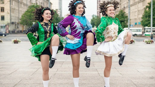 Three-Irish-dancers